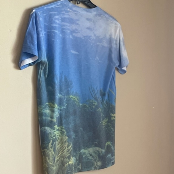 Shark shirt- NWOT - Picture 3 of 5